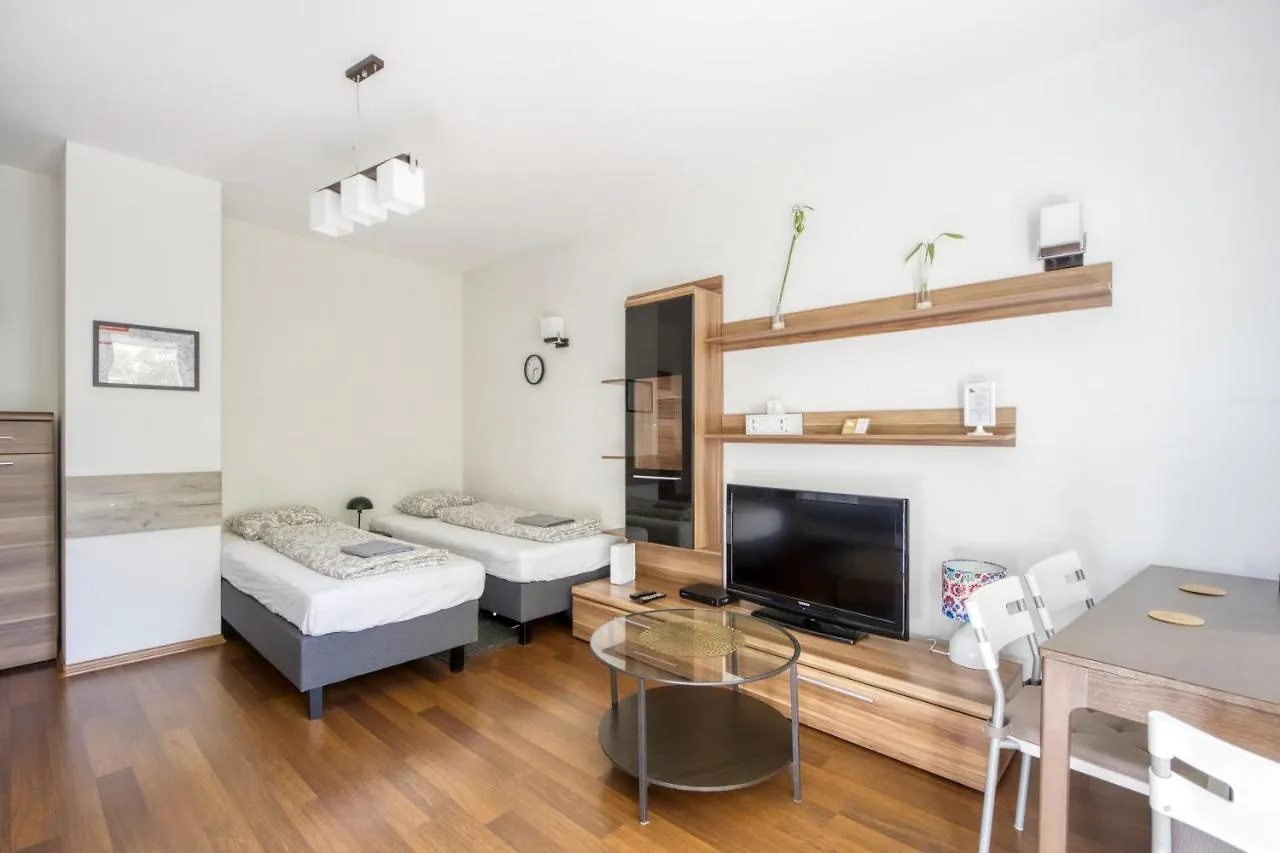 Labo Apartment Towarowa Kercelak Warsaw
